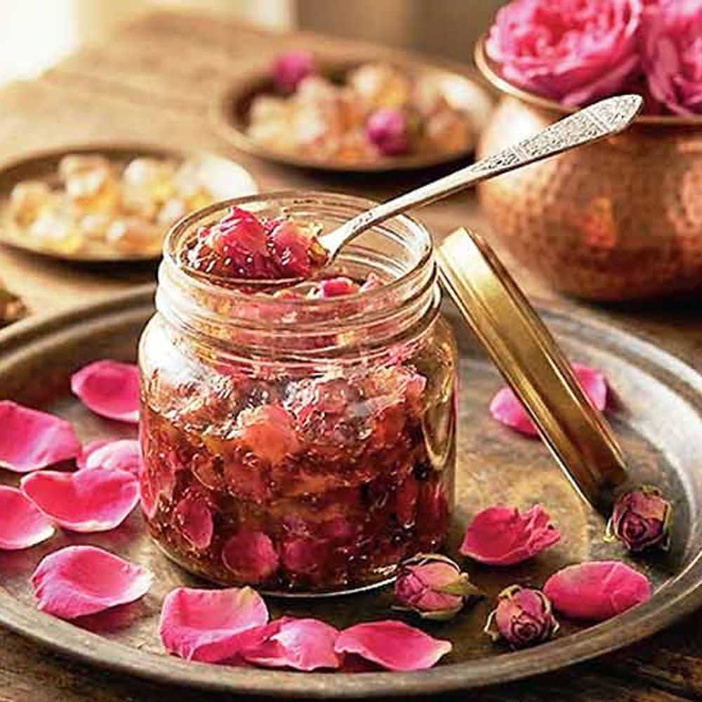 ઉનાળામાં ગુલકંદની ઠંડક: સ્વાદિષ્ટ વાનગીઓ