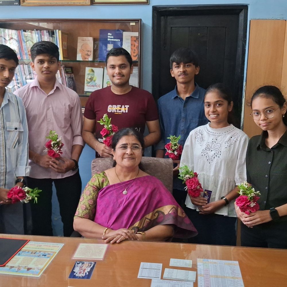 વલસાડ જિલ્લાનું ધોરણ 12નું પરિણામ પરિણામ નોંધપાત્ર રહ્યું:42 સામાન્ય, 6 વિજ્ઞાન પ્રવાહની શાળાઓએ 100% પરિણામ મેળવ્યું