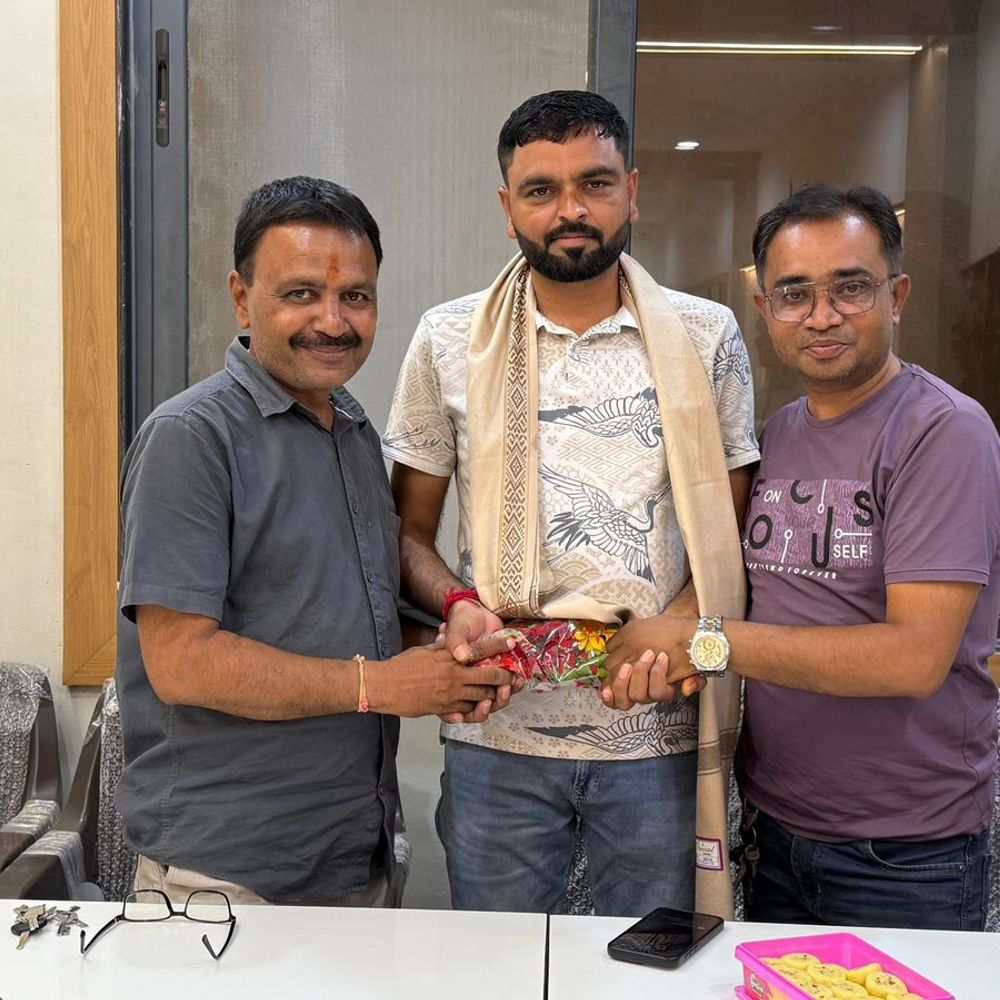 પાટણમાં નગરસેવક મહેન્દ્ર પટેલનું એક્ટિવ ગ્રુપ દ્વારા સન્માન:શહેરને સ્વચ્છ, સુંદર અને ઐતિહાસિક નગરી બનાવવાની ખાતરી આપી