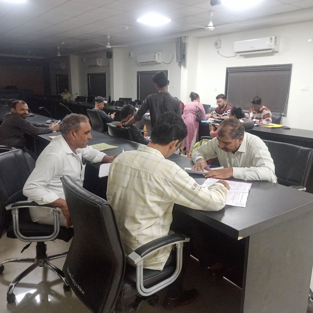 ભાસ્કર ખાસ:વિવિધ કચેરીઓમાં ઉમેદવારોના ચૂંટણી ખર્ચની ચકાસણી યોજાઈ