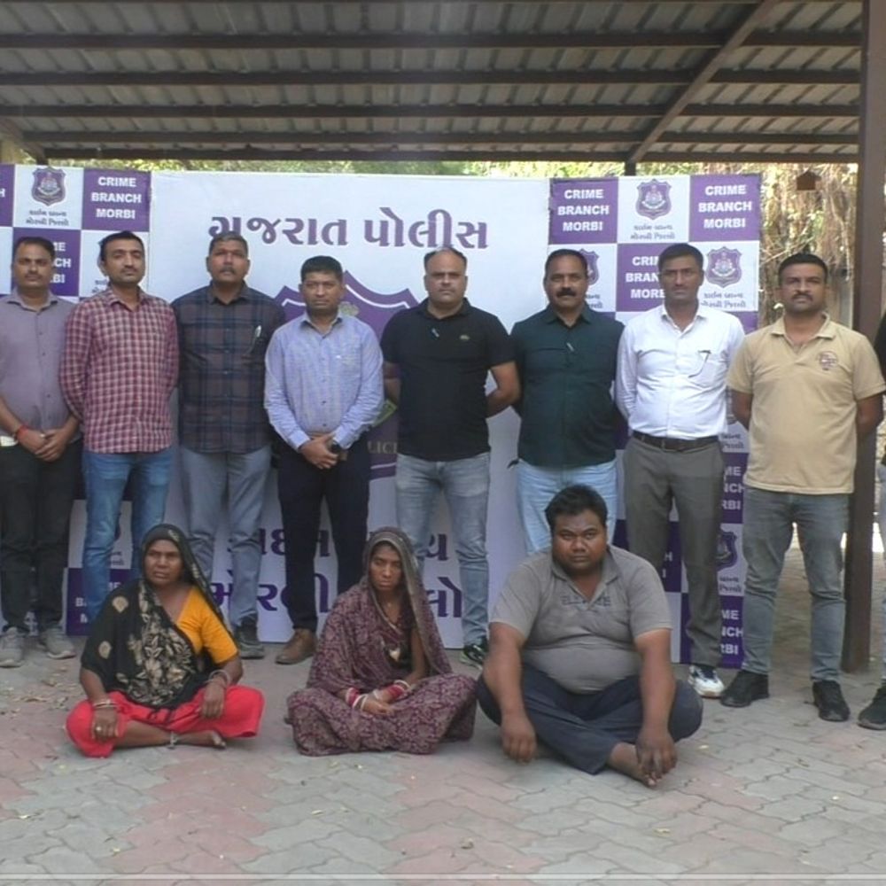 મોરબીમાં માતા-પ્રેમી સાથે મળી પરિણીતાએ પતિની હત્યા કરી:હાથ બાંધી મૃતદેહ સળગાવ્યો, 'ૐ'ના છૂંદણાથી પોલીસ આરોપીઓ સુધી પહોંચી, ત્રણેયની ધરપકડ