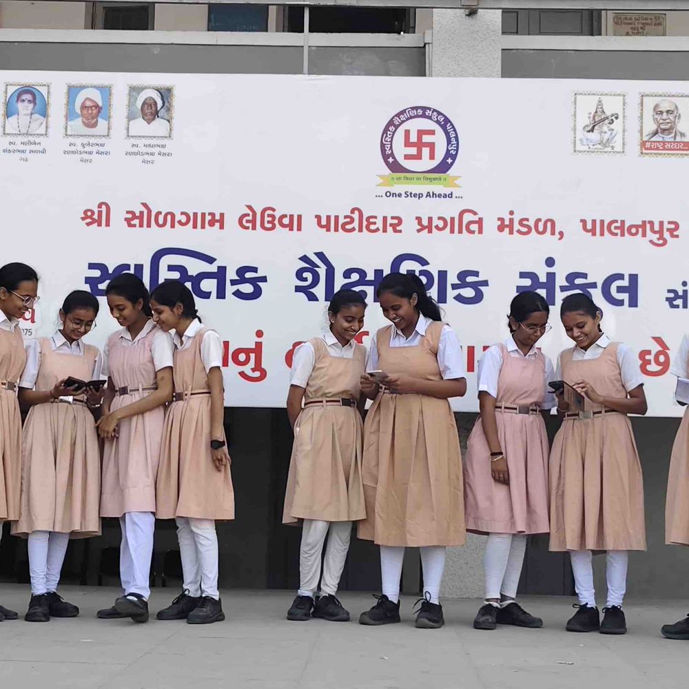 બનાસકાંઠા જિલ્લાનું ધોરણ-10નું 90.19 ટકા પરિણામ:1881 વિદ્યાર્થીઓને A1 ગ્રેડ, રાજ્યમાં શ્રેષ્ઠ પ્રદર્શન સાથે બીજા ક્રમે, 38913 ઉત્તીર્ણ અને 4234 નાપાસ