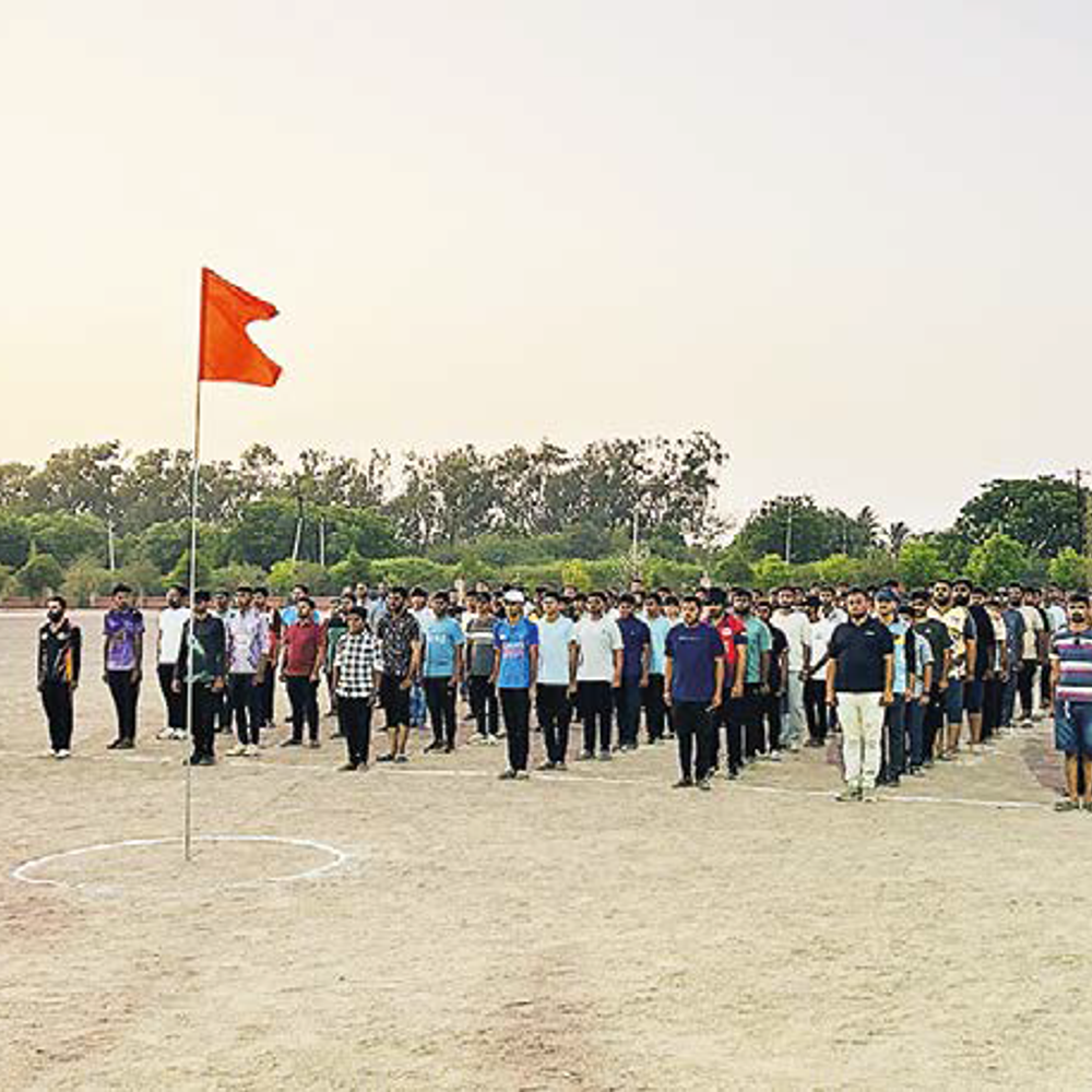 RSS દ્વારા ભુજના માનકુવામાં યુવા સંગમ: દેશી રમતોમાં 116 યુવાનોનો ઉત્સાહ.