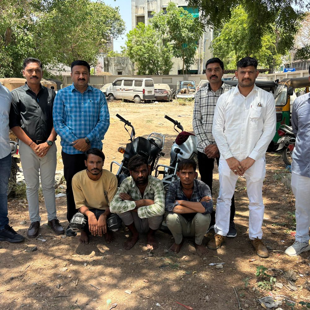 બાઈક ચોરીના 3 આરોપી ઝડપાયા, 2 વાહન તથા 40 હજારની મતા જપ્ત.