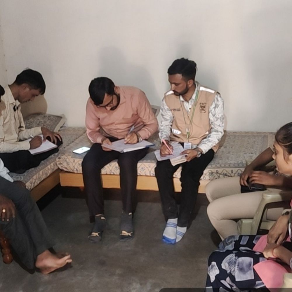 સુરેન્દ્રનગરના દેવપુરામાં ગામે બાળલગ્ન અટકાવાયા:'બાળલગ્ન પ્રતિબંધક અધિનિયમ-2006'ની જોગવાઈથી માહિતગાર કરાયા, વાલીઓએ ભૂલ સ્વીકારી