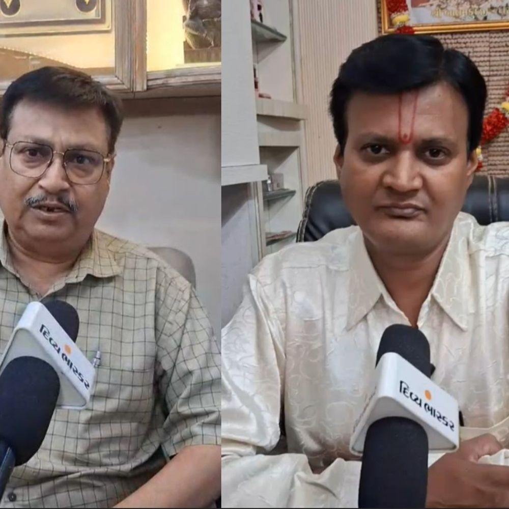 સોની વેપારીઓએ કારીગરોની ચિંતા સાથે સરકાર પાસે કરી માંગ.:ડોલર સામે નબળા પડતા રૂપિયાને બચાવવા પીએમ મોદીએ સોનું ન ખરીદવા અને ઇંધણ બચાવવા કરી અપીલ, જૂનાગઢના સોની વેપારીઓએ સરકારને નિયમોમાં સ્વ-અમલ કરવા આપી સલાહ.