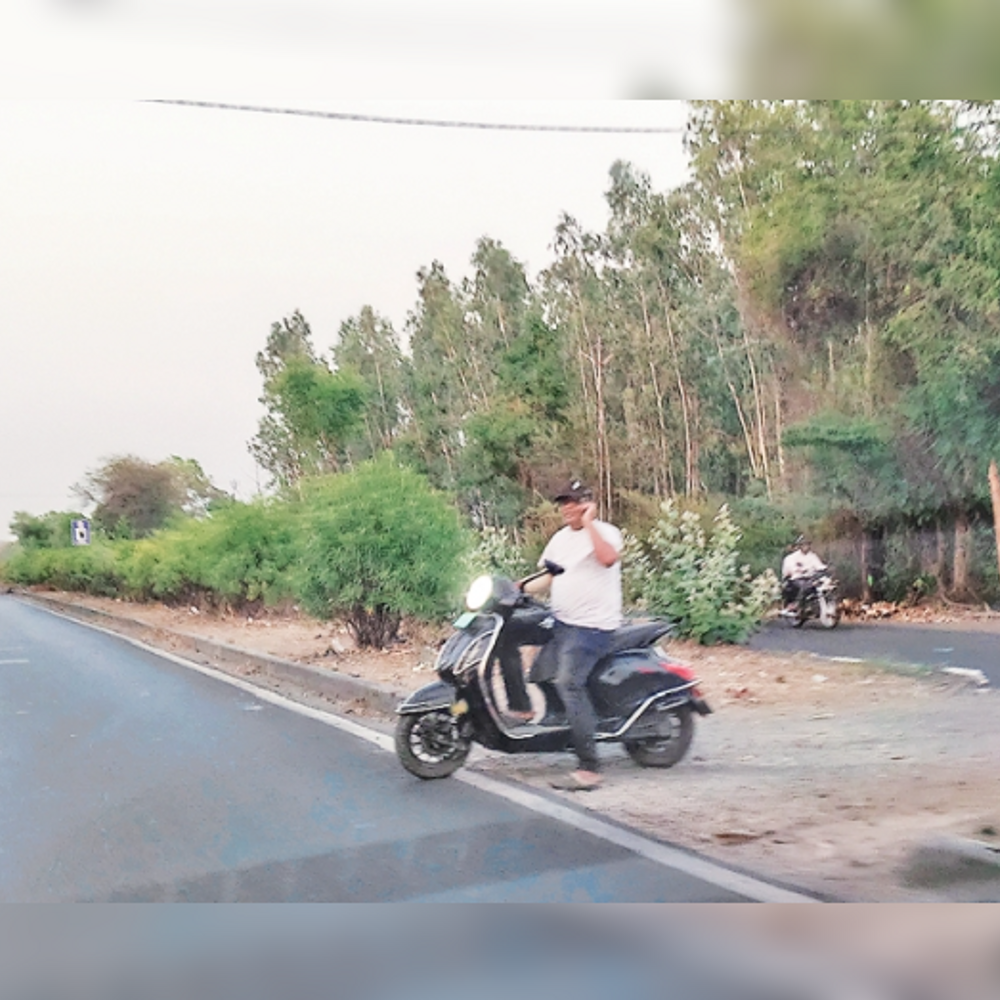 પંચમહાલ જિલ્લાના મુખ્ય હાઈવે પર 12 જોખમી કટ.