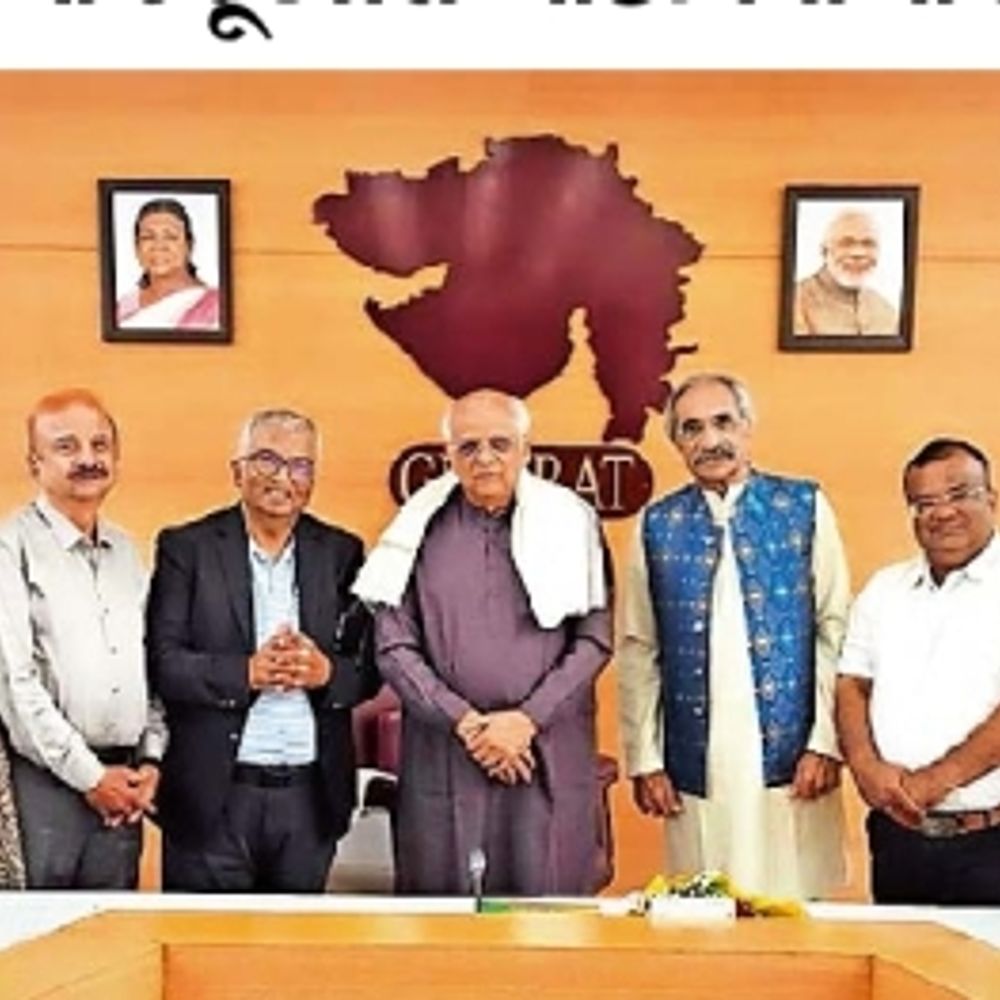 અમદાવાદ-મસ્કત સીધી ફ્લાઈટ પુનઃ શરૂ કરવા CM પાસે રજૂઆત.