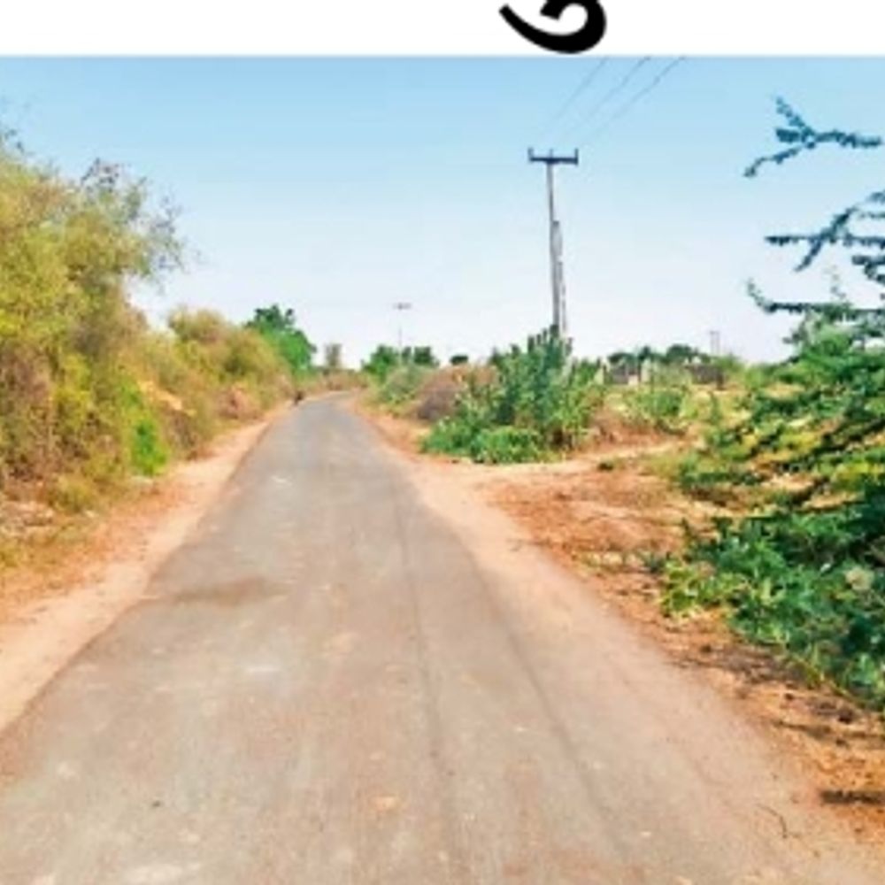 ગ્રામજનોએ શ્રમદાન કરી ખારસર-છગનવાંઢનો રસ્તો કર્યો ખુલ્લો.