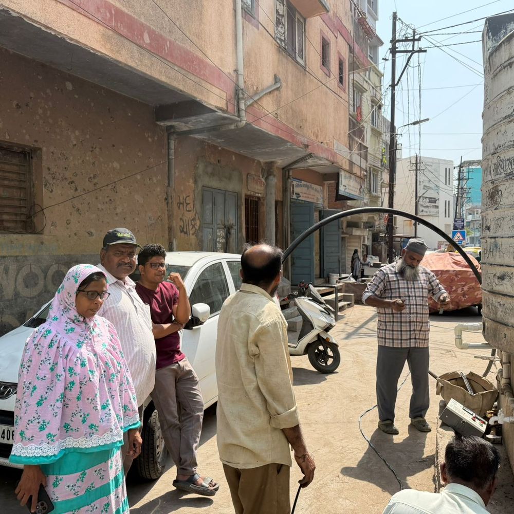 સ્માર્ટ સિટી દાહોદના વણઝારવાડમાં હવે પાણીની સમસ્યાનો સુખદ અંત આવ્યો:વોર્ડ નંબર 7 માં બનેલી પાણીની ટાંકી ફરી કાર્યરત થતા લોકોમાં ખુશીનો માહોલ