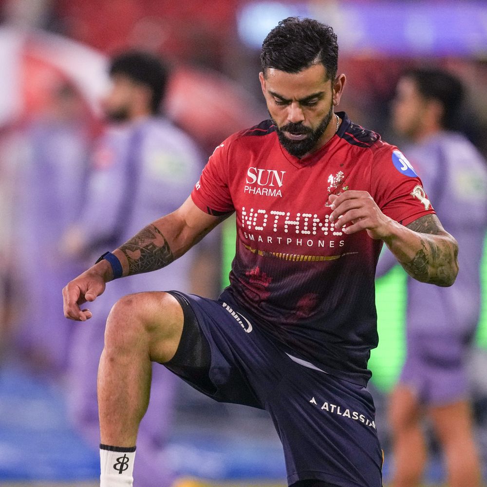 IPLમાં RCB vs KKR:બેંગલુરુએ ટૉસ જીતીને પહેલા બોલિંગ લીધી; બન્ને ટીમે પોતાની પ્લેઇંગ-11માં ફેરફાર કર્યા