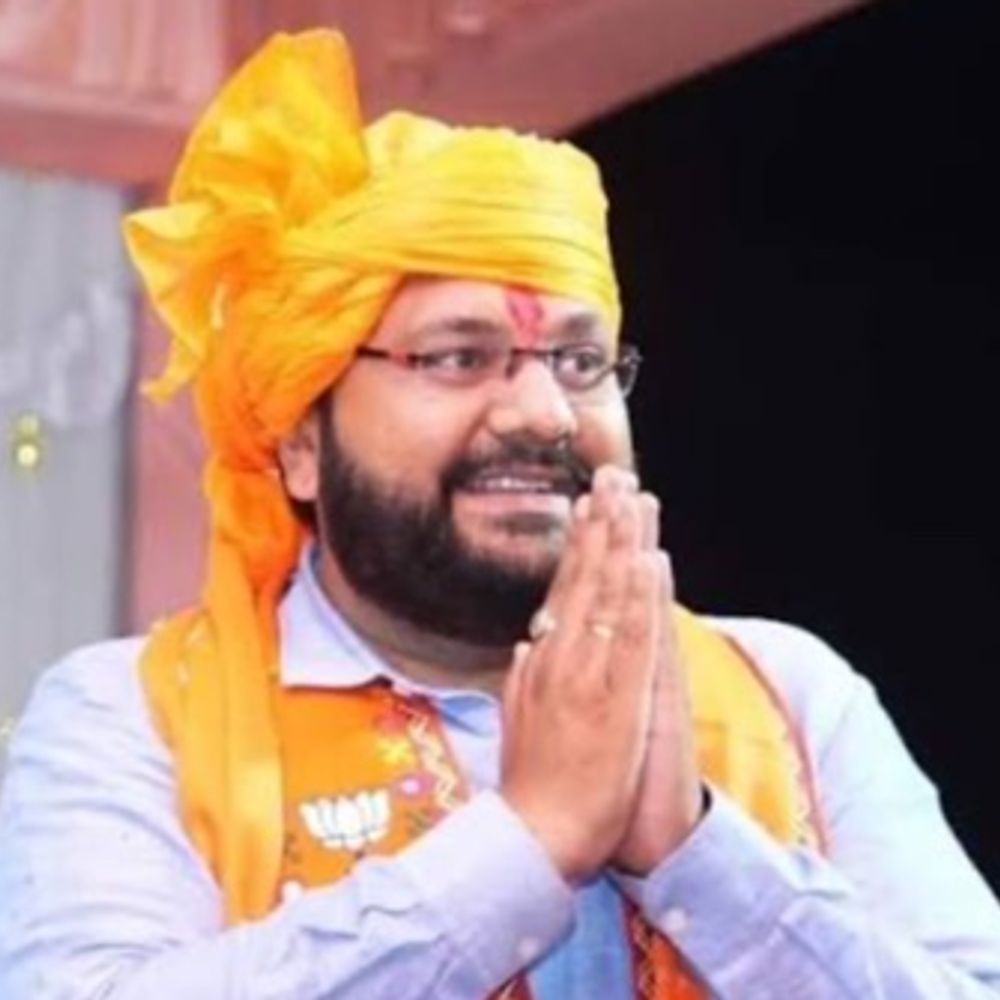 હર્ષ સંઘવી બાદ હવે વડોદરાના સાંસદે અમેરિકાનો પ્રવાસ રદ કર્યો:ડો.હેમાંગ જોષીએ FOGA USAને પત્ર લખ્યો, પીએમ મોદીની અપીલને માન આપી પ્રવાસ રદ કર્યો