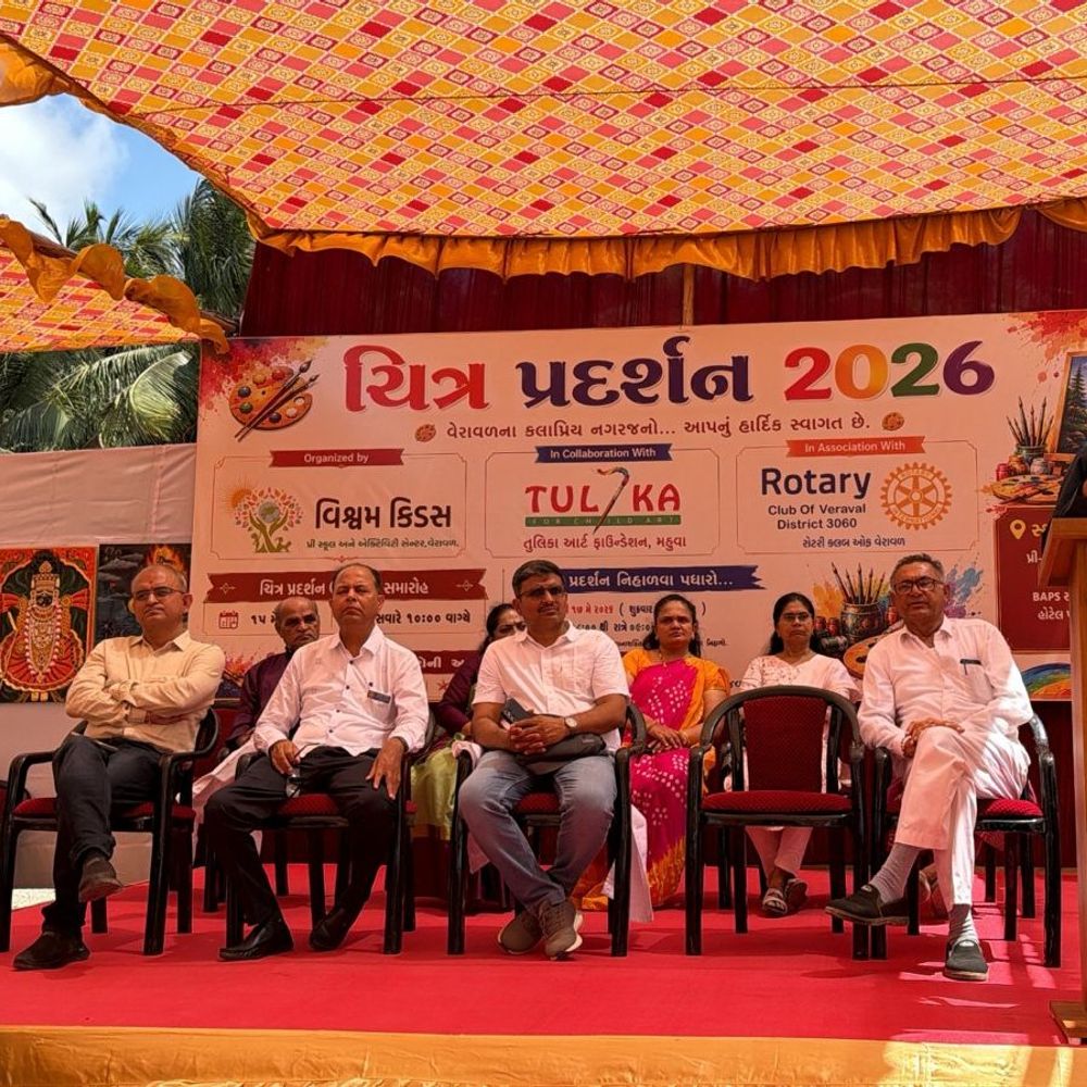 વેરાવળમાં ત્રણ દિવસીય ચિત્ર પ્રદર્શન શરૂ:ગુજરાત અને બહારના 200 કલાકારોની કૃતિઓ પ્રદર્શિત