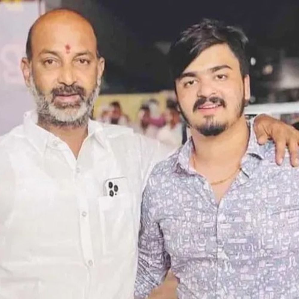 કેન્દ્રીય મંત્રી બંદીના પુત્રની ધરપકડ પર રોક નહીં:પોક્સો કેસમાં કોર્ટે વચગાળાના જામીન પરનો નિર્ણય ટાળ્યો, સગીરા પર જાતીય સતામણીનો આરોપ