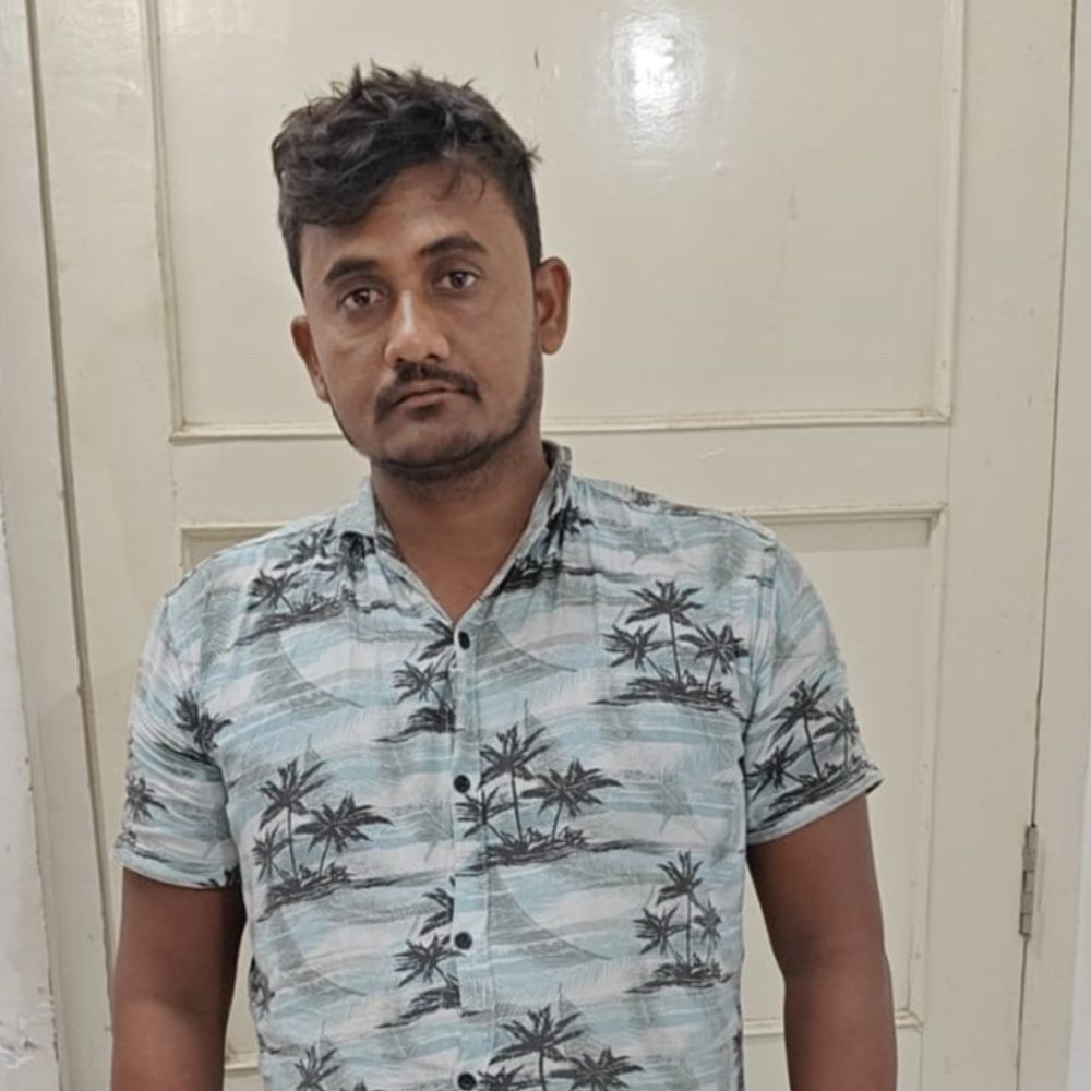 લૂંટ વિથ મર્ડરના ગુનામાં ફરાર આરોપી 17 વર્ષે ઝડપાયો:વેળાવદર હાઇવે પર ટ્રક ડ્રાઇવરની હત્યા કરી 1.20 લાખની લૂંટ ચલાવનાર નાગેન્દ્રને અમદાવાદથી દબોચાયો