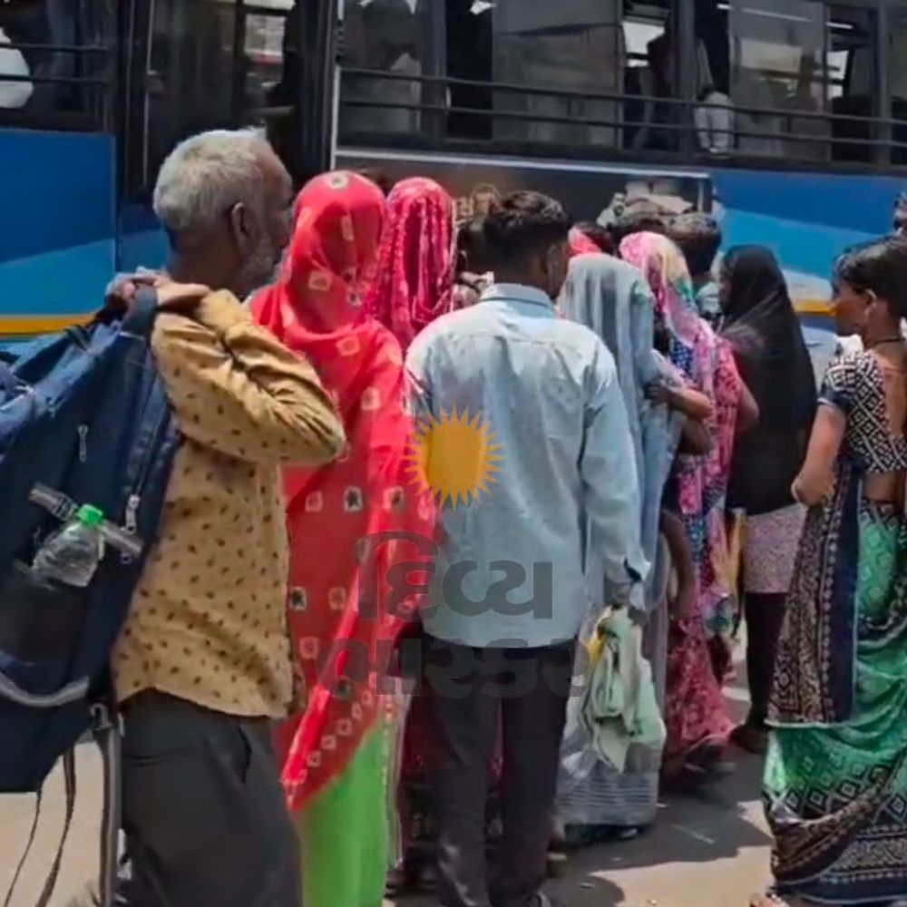 ગોધરા ST વિભાગે 4 મહિનામાં 9,500 બસોમાં ચેકિંગ હાથ ધર્યું:ભાડું લીધા બાદ પણ ટિકિટ ન આપનાર કંડક્ટરો અને ટિકિટ વગરના મુસાફરો પાસેથી રૂ. 1.45 લાખ દંડ વસૂલ્યો
