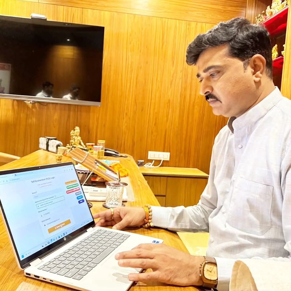 ભાજપ નેતા હાર્દિક તમાલીયાએ 'સ્વગણના'માં ભાગ લીધો:ડિજિટલ માધ્યમથી પરિવારની વિગતો સબમિટ કરી, નાગરિકોને જોડાવા અપીલ