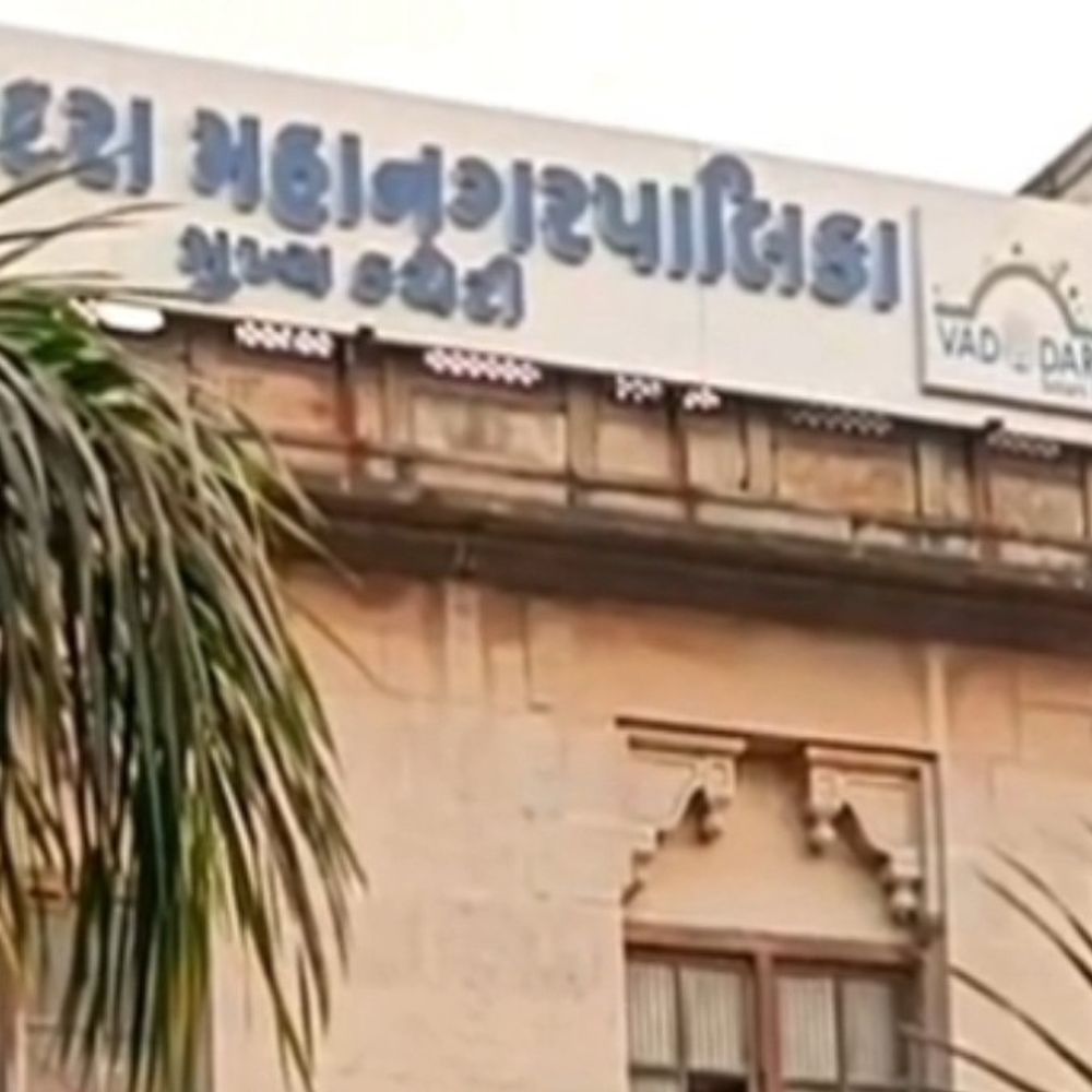 વડોદરાના મેયર- સ્ટેન્ડિંગ ચેરમેન કોણ બનશે?:પદાધિકારીઓનો આવતીકાલે ફેંસલો, ચેરમેનનું પાવરફુલ પદ મેળવવા ભારે રસાકસી