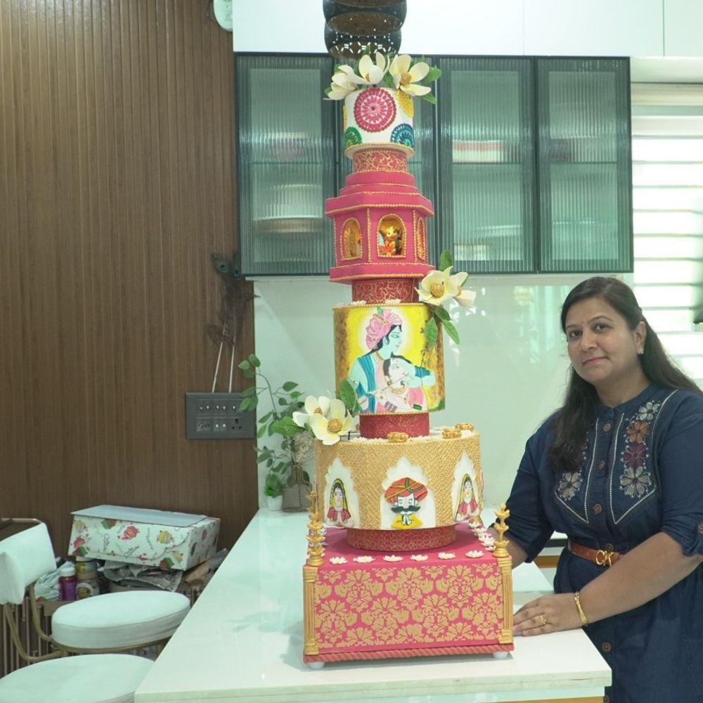 હર્ષા ઇસરાનીને શ્રીલંકામાં ઇન્ટરનેશનલ એવોર્ડ મળ્યો:મહીસાગરના વીરપુરની મહિલાએ કેક આર્ટમાં વૈશ્વિક સ્તરે બહુમાન મેળવ્યું