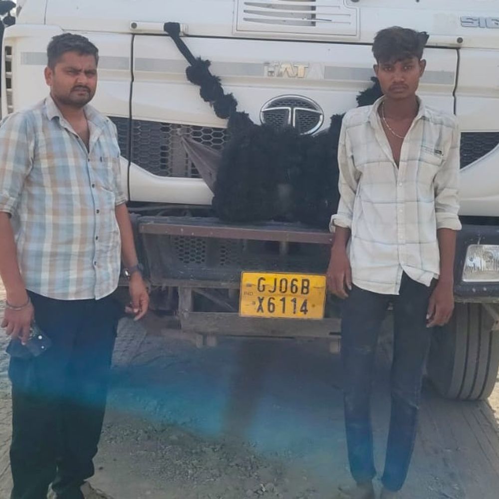 હાલોલ-ગોધરામાં ખનીજ માફિયાઓ સામે કાર્યવાહી કરી:પંચમહાલમાં ખાણ ખનીજ વિભાગે 9 ટ્રક સહિત ₹1.80 કરોડનો મુદ્દામાલ જપ્ત