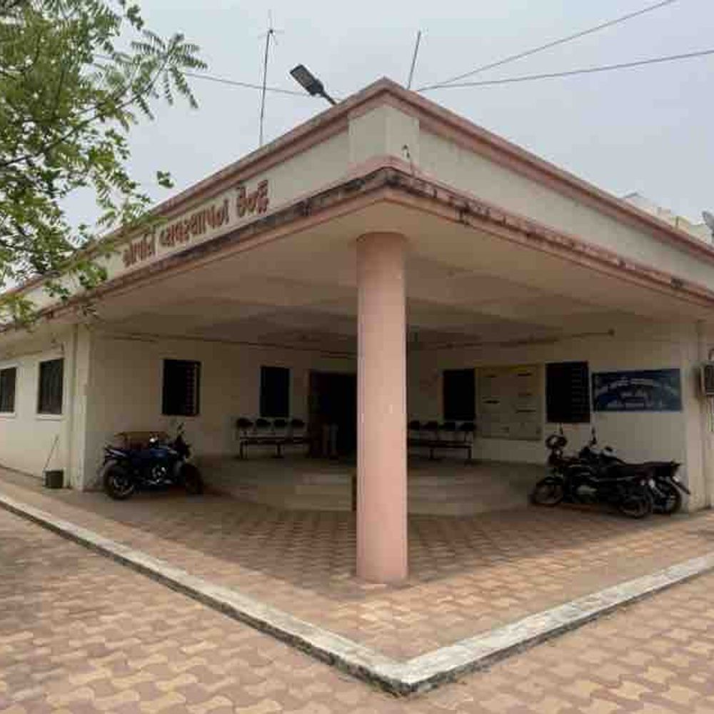 બનાસકાંઠામાં કમોસમી વરસાદની આગાહી:આપત્તિ વ્યવસ્થાપન શાખા દ્વારા સાવચેતીના પગલાં લેવા સૂચના, ખેડૂતોએ અનાજ ભરેલી બોરીઓ પલળે નહીં તેની ખાસ કાળજી લેવી