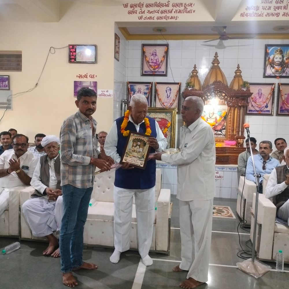 રાજપૂત સમાજે સ્થાનિક સ્વરાજ્ય ચૂંટણીના વિજેતાઓનું સન્માન કર્યું:વસ્તડી ભવાની ધામ ખાતે સમાજની એકતા અને વિકાસ પર ચર્ચા થઈ