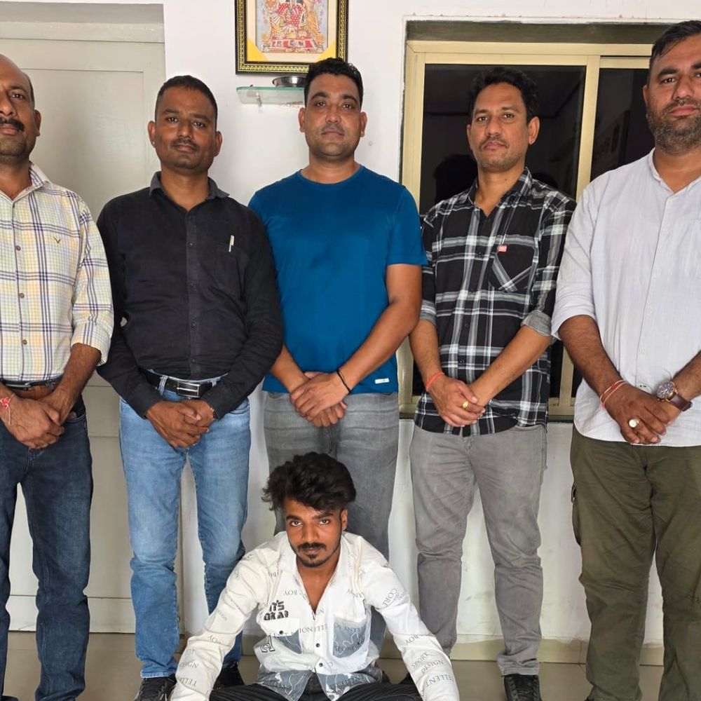 દુષ્કર્મના ગુનાનો ફરાર આરોપી હિંમતનગરમાં ઝડપાયો:બે વર્ષથી નાસતો ફરતો રાજસ્થાનનો આરોપી પકડાયો