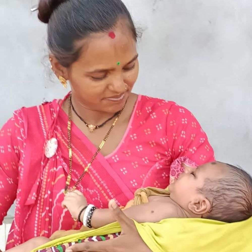 થાનગઢમાં સગર્ભા અને શિશુને મળ્યું નવજીવન:આરોગ્યકર્મીઓની સતર્કતાથી સફળ પ્રસૂતિ થઈ