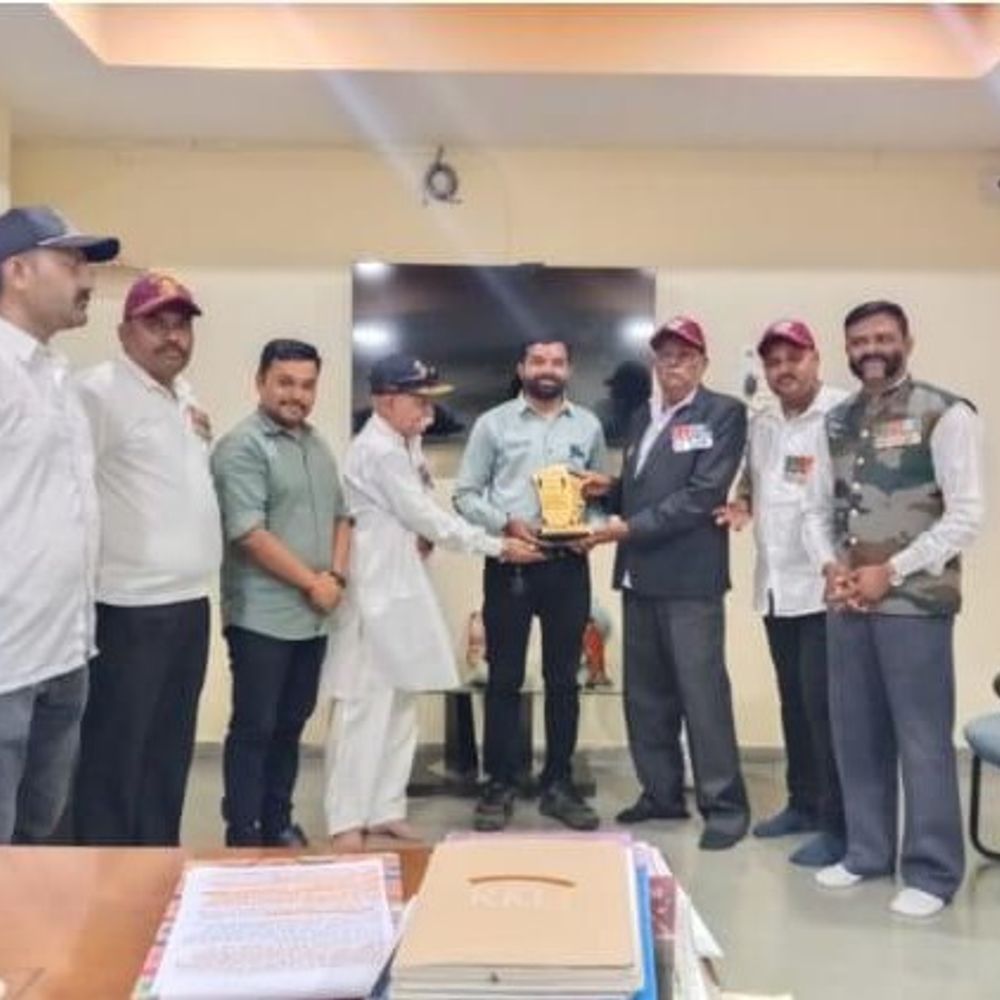 બોટાદની જ્ઞાનમંજરી સ્કૂલનો નિર્ણય:સૈનિકોના બાળકોને KG થી ધોરણ 12 સાયન્સ સુધી શાળામાં મફત શિક્ષણ મળશે
