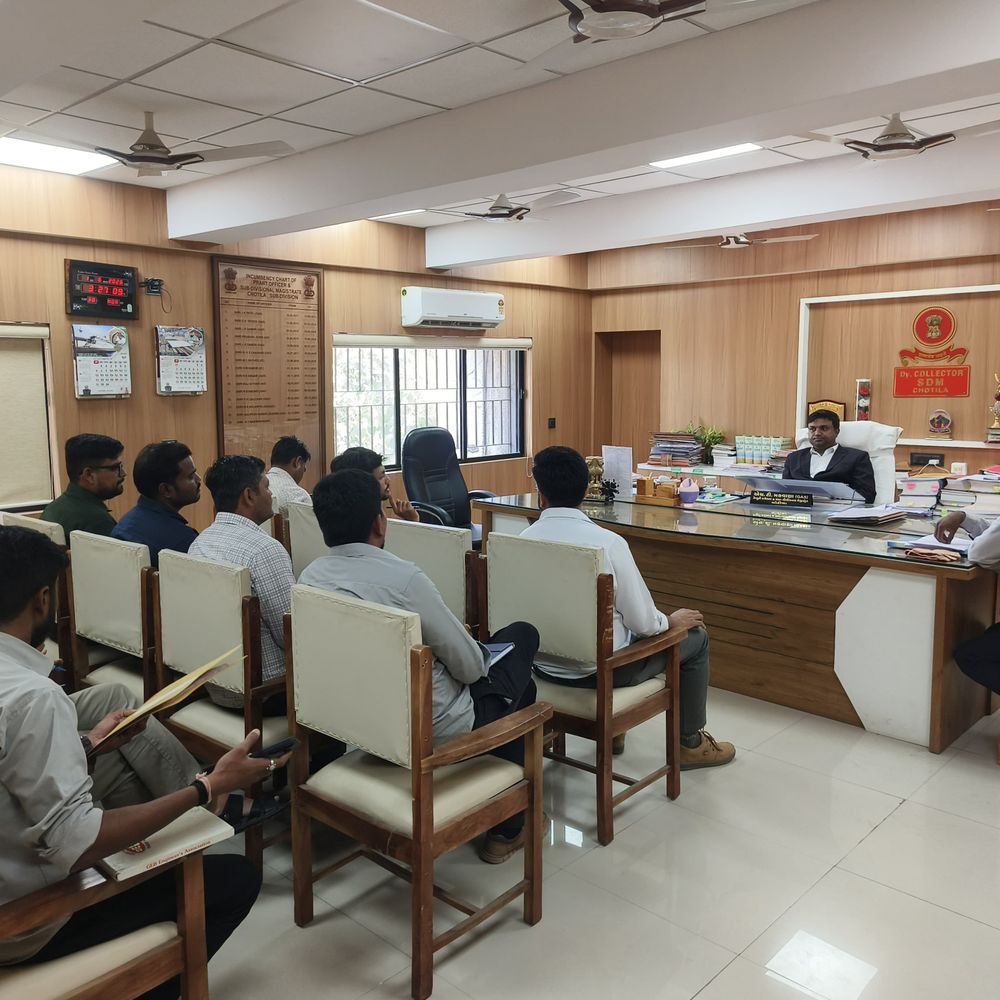 ચોટીલા નાયબ કલેકટરે પાણી પુરવઠા-PGVCL અધિકારીઓ સાથે બેઠક યોજી:પાવર ટ્રિપિંગથી પાણી વિતરણમાં મુશ્કેલી: સંકલનથી સમસ્યા ઉકેલવા ભાર