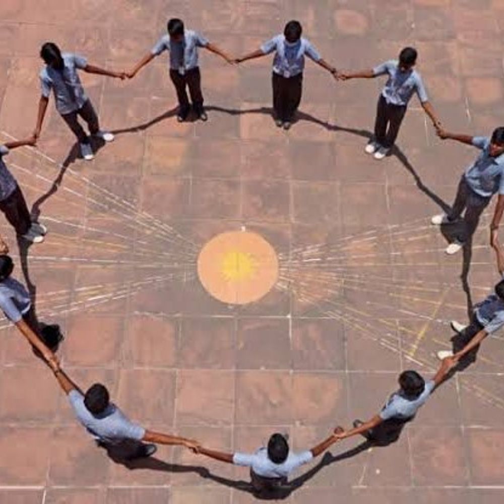 જામનગરમાં 4 જૂને ખગોળીય ઘટના જોવા મળશે:બપોરે 12.48 વાગ્યે પડછાયો અદૃશ્ય થશે, ઘટનાનું પ્રત્યક્ષ નિદર્શન પ્રદર્શન મેદાનમાં યોજાશે