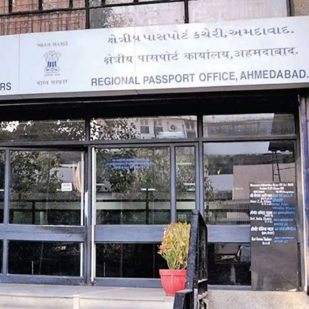 પાસપોર્ટ અરજદારો આનંદો:અમદાવાદ પ્રાદેશિક પાસપોર્ટ ઓફિસ 15મી જૂનથી શરૂ કરશે 'ખાસ ઓનલાઈન એપોઈન્ટમેન્ટ' સુવિધા, પડતર અરજીઓનો નિકાલ કરવા વ્યવસ્થા ઊભી કરાઈ