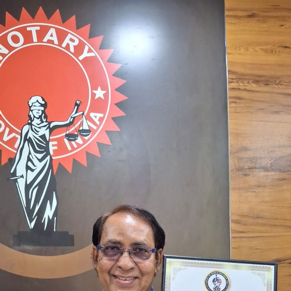નવસારીના 68 વર્ષીય સત્યેન્દ્ર દીક્ષિતે 365 દિવસ રોજ 2 કલાક સ્વિમિંગ કરીને વર્લ્ડ રેકોર્ડ બનાવ્યો