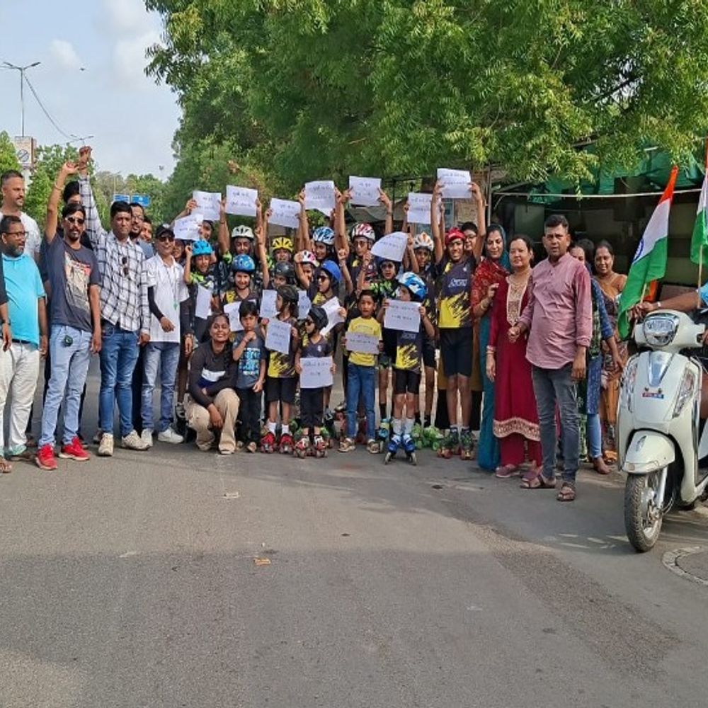 વિશ્વ પર્યાવરણ દિવસની અનોખી ઉજવણી:ડાયવેન્જર સ્કેટીંગ ગ્રુપ દ્વારા જળ પ્રદૂષણ મુક્તિનો સંદેશ, તખ્તેશ્વરથી કોળિયાક સુધી સ્કેટીંગ રેલી, 3 વર્ષથી લઈ 20 વર્ષ સુધીના બાળકોએ ભાગ લીધો