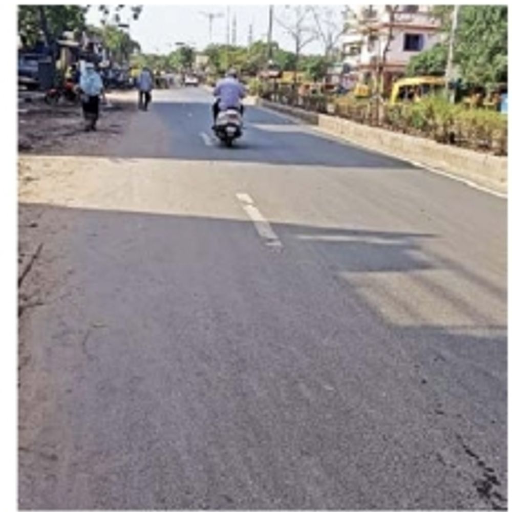 મ્યુનિ.તંત્ર દોડતુ થયું:વટવામાં ઉભરાતી ગટરની સમસ્યા અંતે ઉકેલાઇ ગઇ