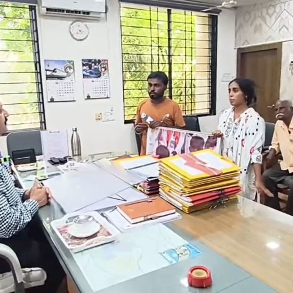 નવસારીમાં બે બાળકોના શંકાસ્પદ મોતમાં નવો વળાંક:સુધીર જોગીએ તેની પૂર્વ પત્ની અને પ્રેમી પર હત્યાનો આરોપ લગાવ્યો, તપાસની માંગ કરી