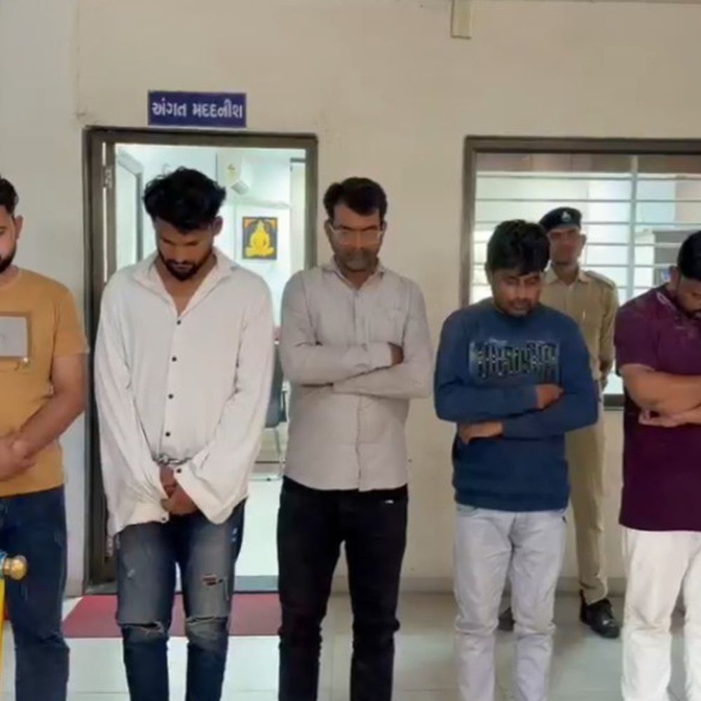 મોડાસામાં પ્રેમલગ્નમાં યુવતીનું અપહરણ અને પતિને માર મારવાનો મામલો:પોલીસે 6 આરોપીઓને ઝડપી પાડ્યાં, યુવતીને મુક્ત કરાવાઈ