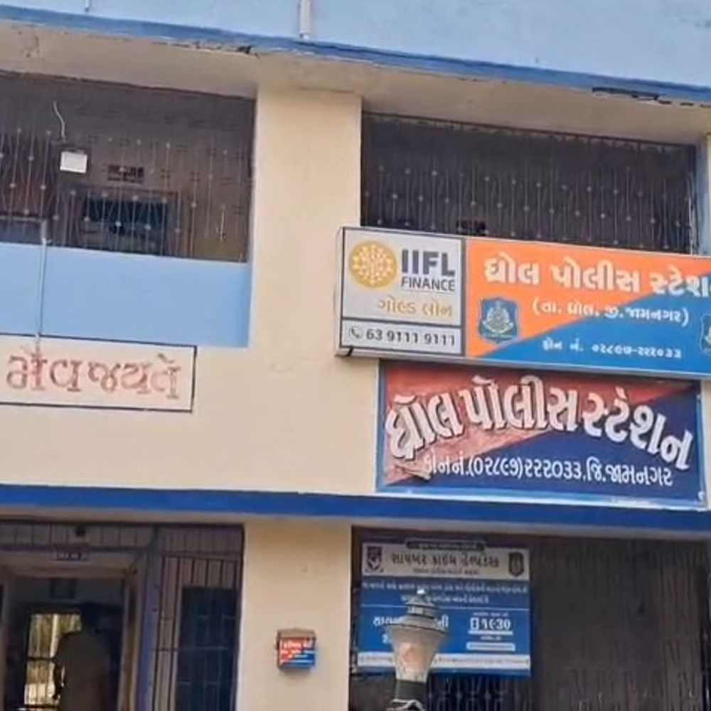 ધ્રોલમાં જૈન ટ્રસ્ટની કરોડોની જમીન પર ગેરકાયદે કબજો:લેન્ડ ગ્રેબિંગ હેઠળ પિતા-પુત્ર સહિત 3 સામે ફરિયાદ