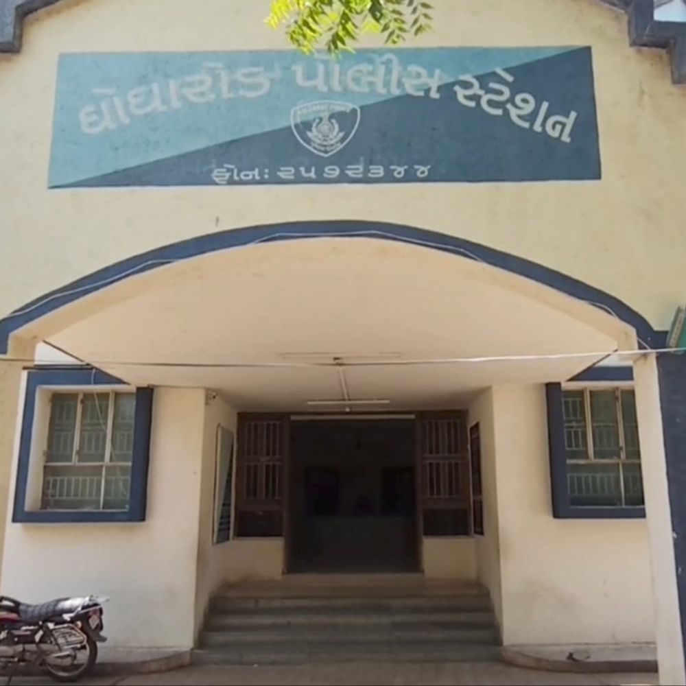 વ્યાજના વિષચક્રમાં ફસાયો વેપારી, 1 લાખની સામે 10 લાખની ઉઘરાણી:'તારા અને તારા દીકરાના ટાંટીયા ભાંગી નાખીશ', સિંધુનગરના શખ્સ સામે ગુનો