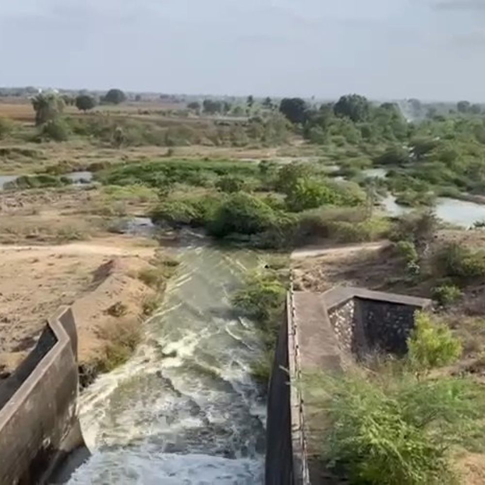 જામજોધપુરનો ડાઇ મીણસાર ડેમ 91% ભરાયો:નદીમાં પાણી છોડાયું, જામનગર-પોરબંદરના 13 ગામોને એલર્ટ