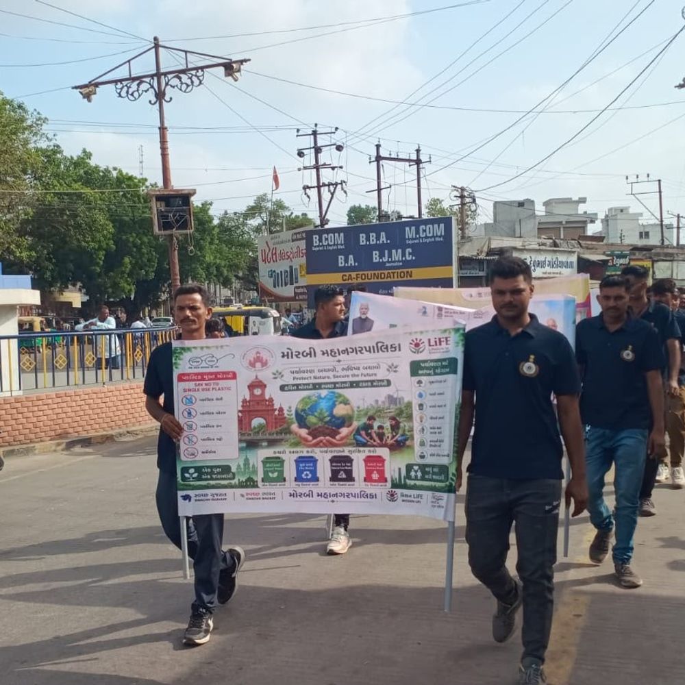 મોરબીમાં સ્વચ્છતા જાગૃતિ રેલી યોજાઈ:ભાજપ અગ્રણીઓ અને મહાનગરપાલિકાના પદાધિકારીઓ જોડાયા, સ્વચ્છતા અંગે જનજાગૃતિ લાવવાનો હેતુ