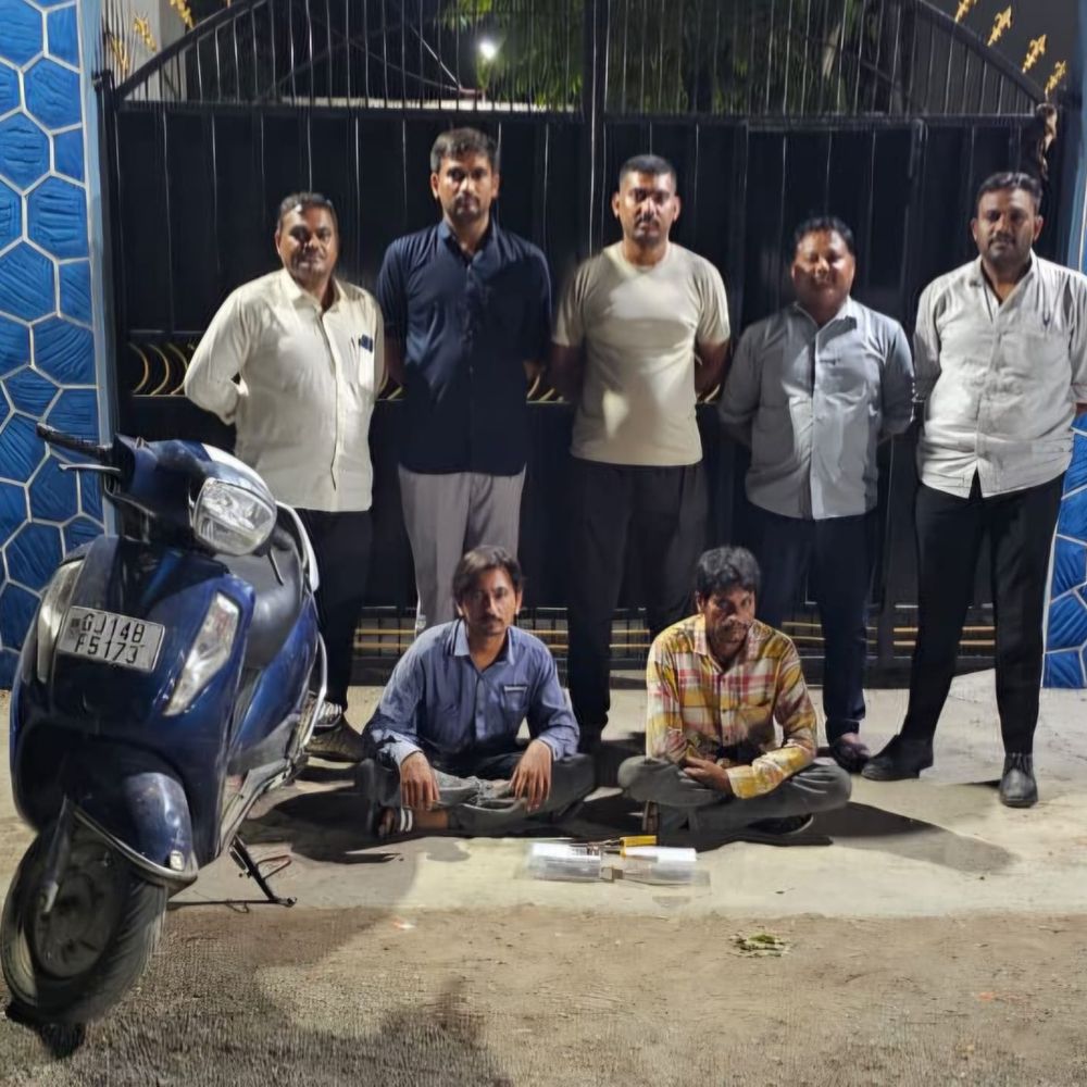 અમરેલી LCB દ્વારા મંદિરોમાં ચોરી કરતા બે આરોપીઓ ઝડપાયા, 51,425નો મુદ્દામાલ કબજે