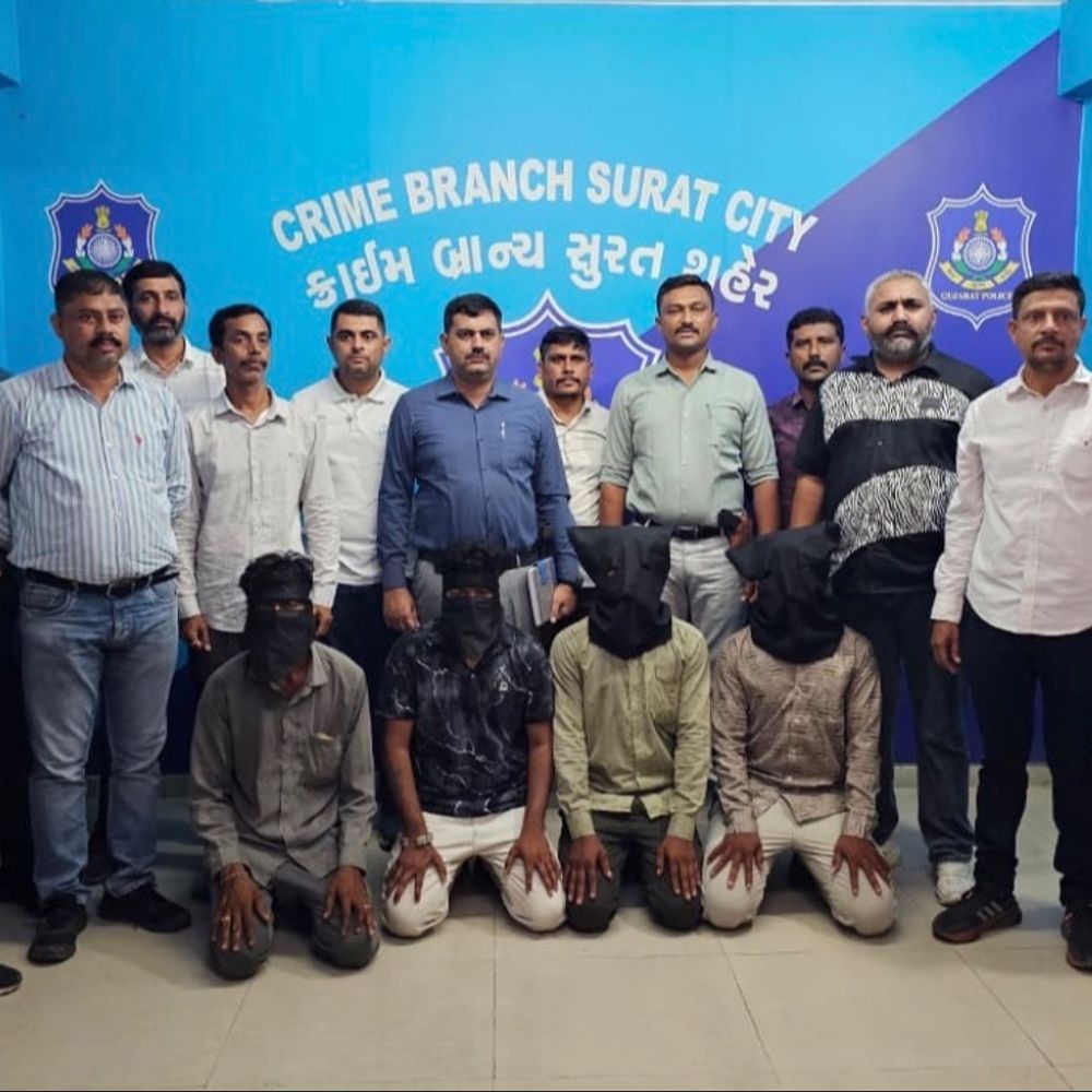 પુણાગામ તળાવ પાસે થયેલી હત્યાનો ભેદ ઉકેલાયો:પત્ની સાથેના અનૈતિક સંબંધોની આશંકાનો લોહિયાળ અંજામ, પિતરાઈ ભાઈએ જ સગા વ્હાલાંઓ સાથે મળી રચ્યું મોતનું ષડયંત્ર