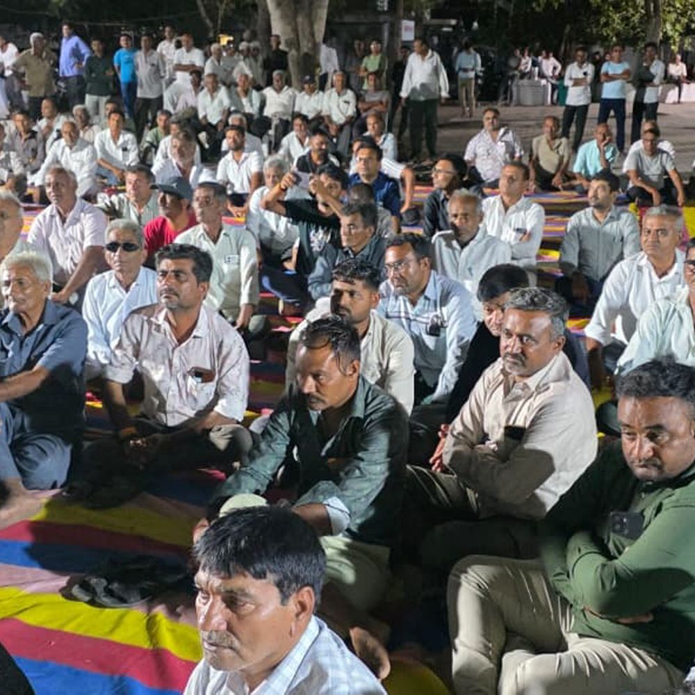 હાઇટેન્શન વીજલાઈનના વિરોધમાં ખેડૂતોની ગર્જના, 15 જૂને ગાંધીનગરમાં ‘ટ્રેક્ટર રેલી’