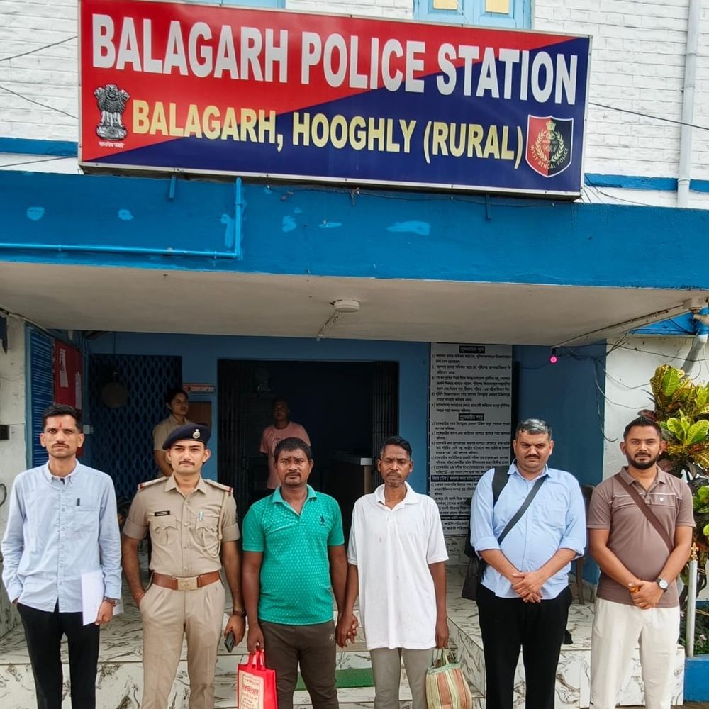 13 વર્ષથી ફરાર મર્ડરના 2 આરોપી પશ્ચિમ બંગાળથી ઝડપાયા:ચીખલીમાં સાથી મજૂરની હત્યા કેસમાં LCB ટૂરિસ્ટ બની ત્રાટકી