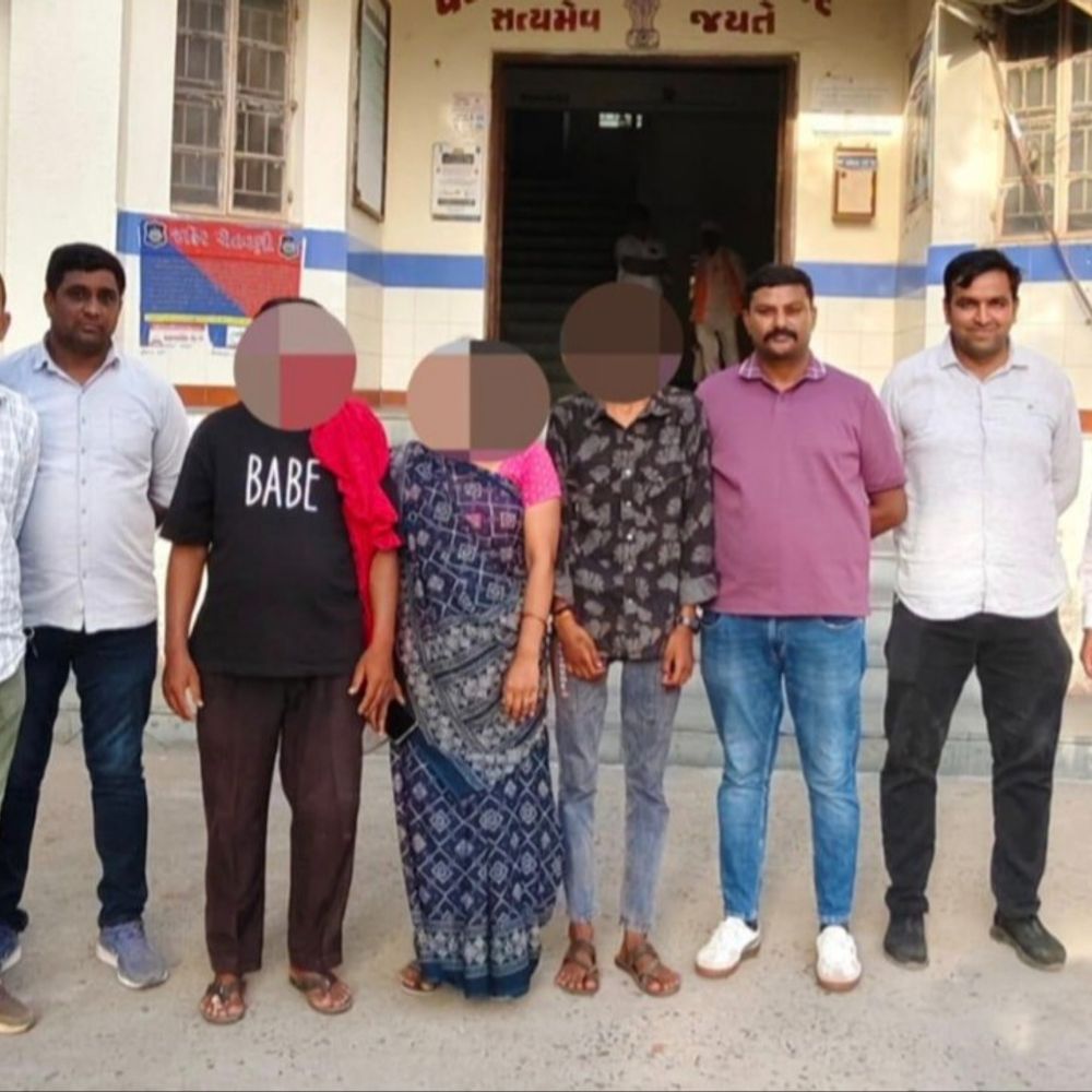 ઈન્સ્ટાગ્રામ પર કિશોરે 'GOOD BYE MY LIFE' લખતા દોડધામ મચી:પ્રેમમાં મનદુઃખ થતા આત્મહત્યા કરવા નીકળ્યો હતો, મહેસાણા પોલીસે બચાવ્યો