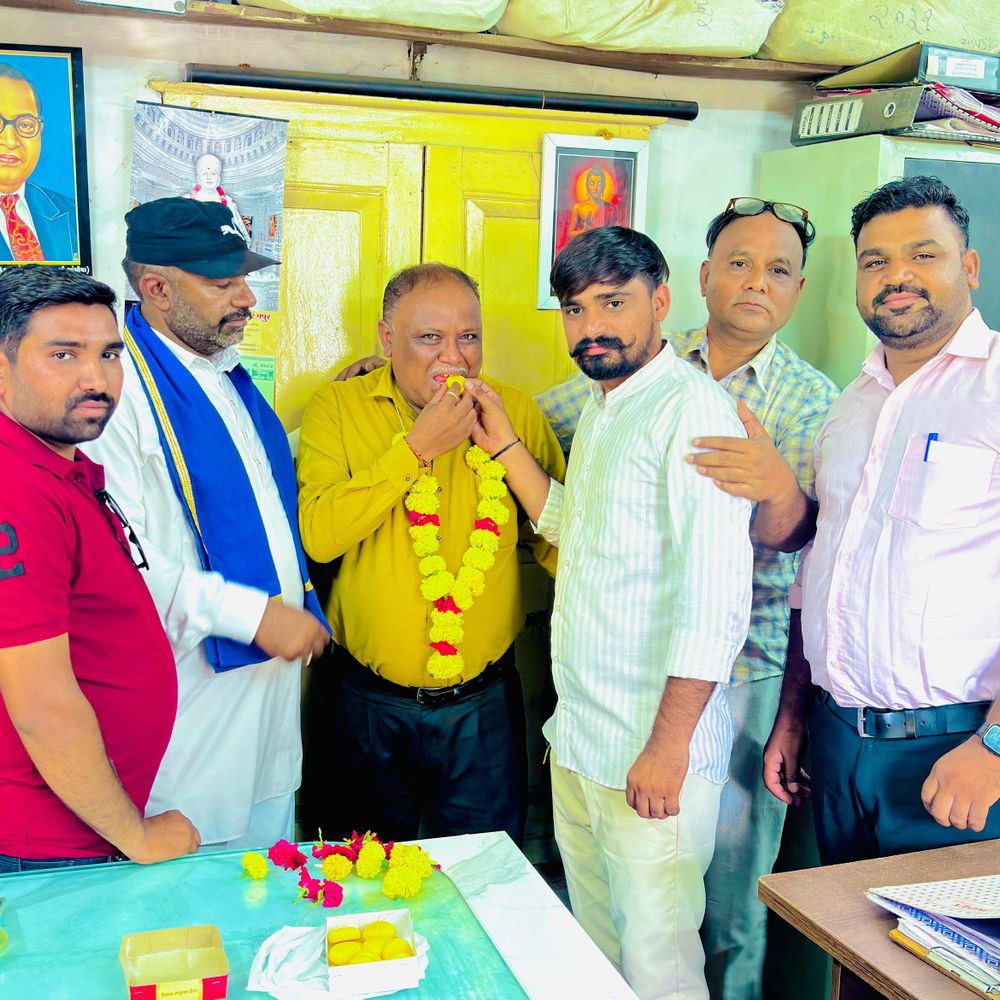 જયેશભાઈ સોલંકી બોટાદ હોમગાર્ડ કમાન્ડર બન્યા:ભીમ આર્મી બોટાદ ટીમે તેમનું સન્માન કર્યું