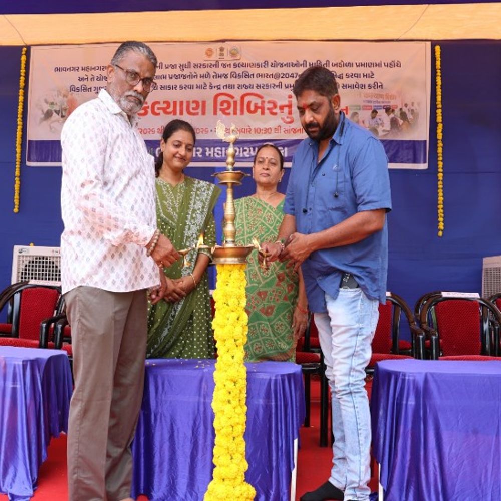 મનપાની ‘જન કલ્યાણ શિબિર’નો ફિયાસ્કો:મહેમાનો ન ડોકાતા અધવચ્ચેથી જ કાર્યક્રમ આટોપી લેવાયો