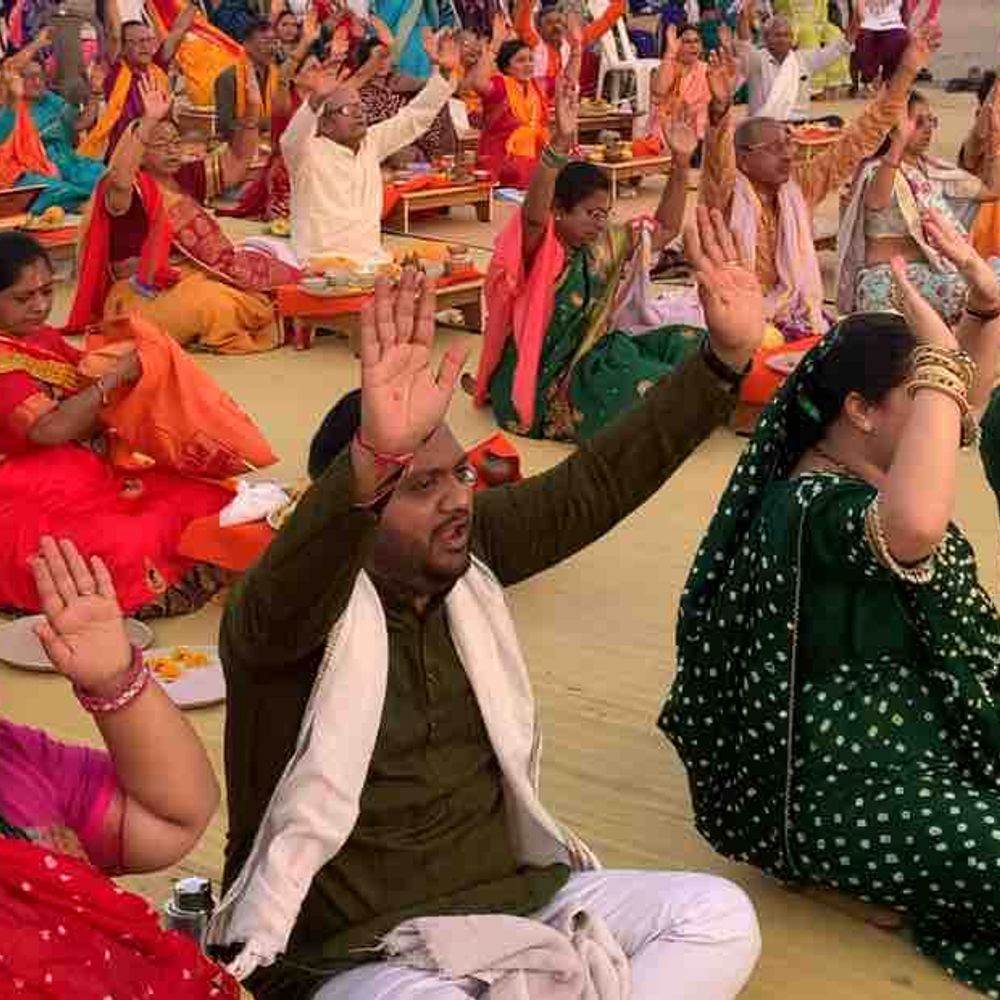 જામનગરના દરેડ પરશુરામ મંદિર નિર્માણાર્થે યોજાઈ ભવ્ય સમૂહ સત્યનારાયણ કથા!
