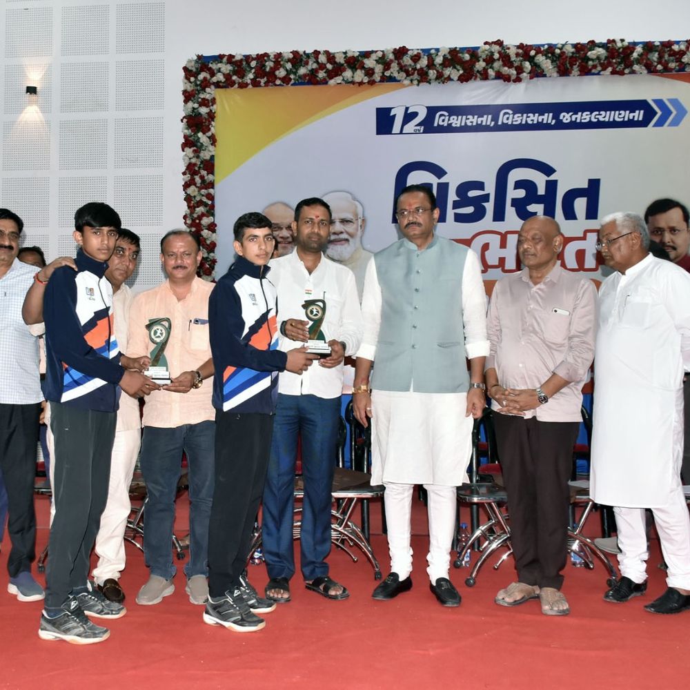 બિરદાવાયા‎:જિલ્લામાં સ્પોર્ટ્સ ક્ષેત્રે ઉત્કૃષ્ટ રમતવીરોનું સન્માન